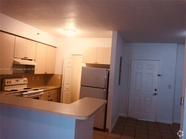 Building Photo - 11060 SW 196th St Unit 601 Rental