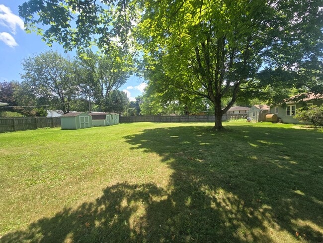 Photo - 3730 Mill Dr