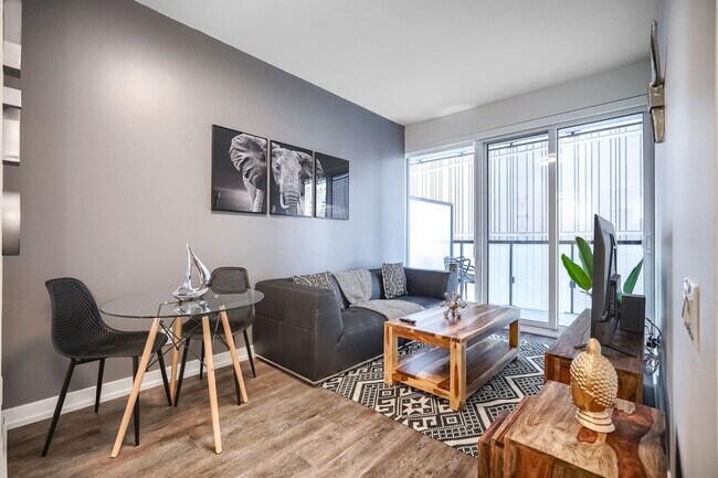 Building Photo - 7 Grosvenor St Unit ID1223131P