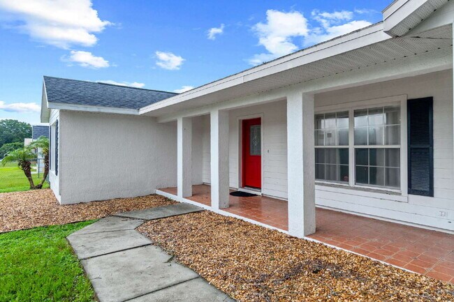 Updated 3BR Home with Fenced Backyard & Great Kitchen