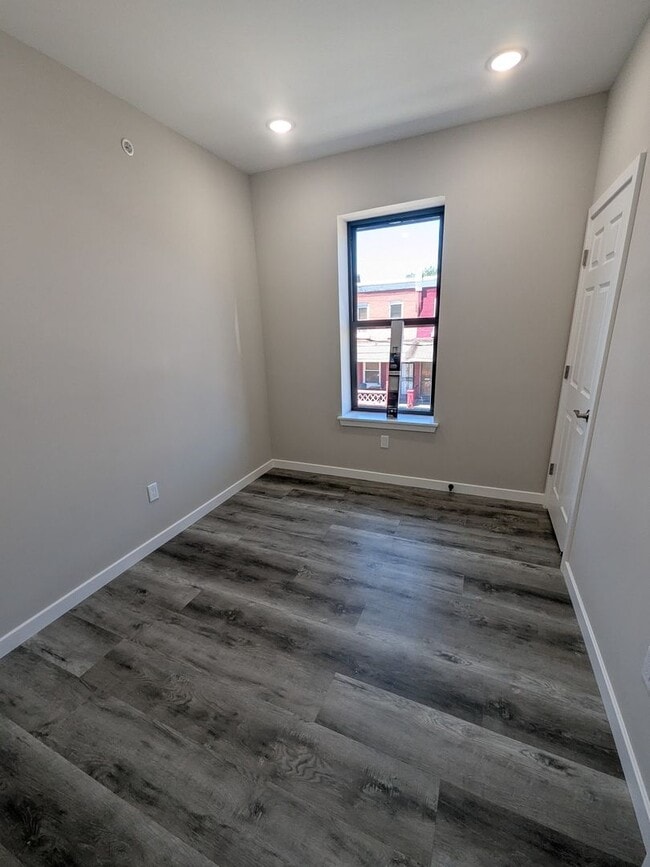 Photo - 4995 W Thompson St Unidad 2R