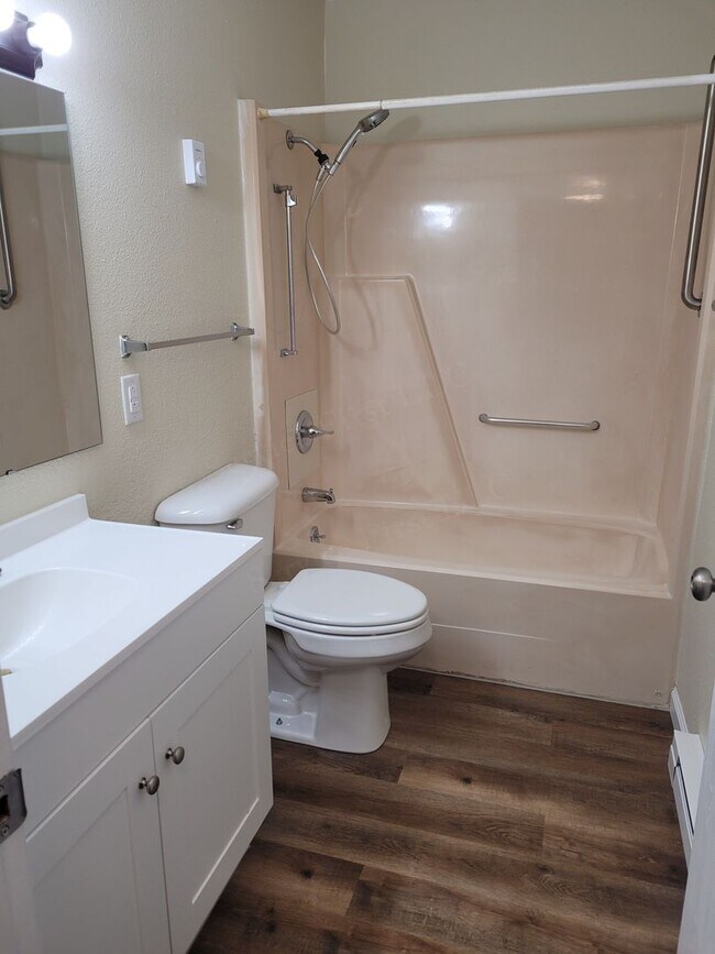 Photo - Greenville Apartments Unit C6