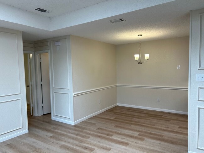 Photo - 6616/6618 Parkview Lane Unit 6616 Parkview Lane