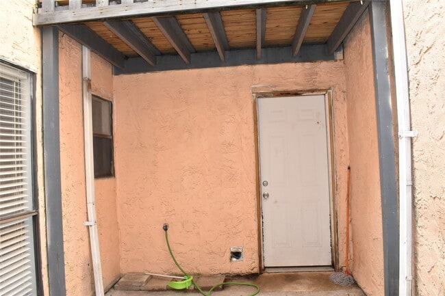 Photo - 11411 Harwin Dr. Unidad 19