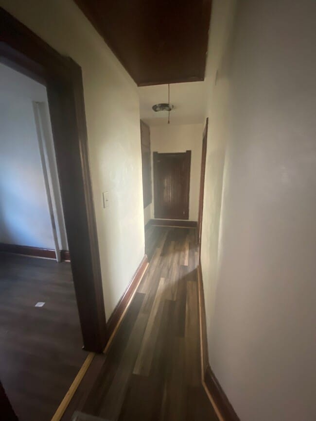 Photo - 220 E Pearl St