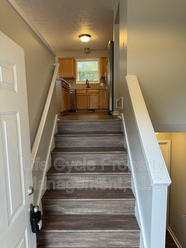 Photo - 5982 Clear Pointe Drive Southeast