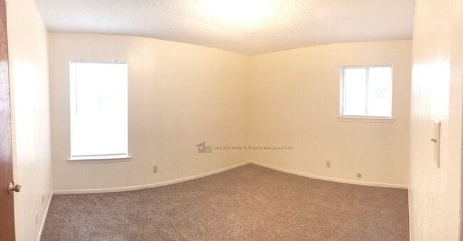 Photo - 1407 Janis Dr Unidad # B