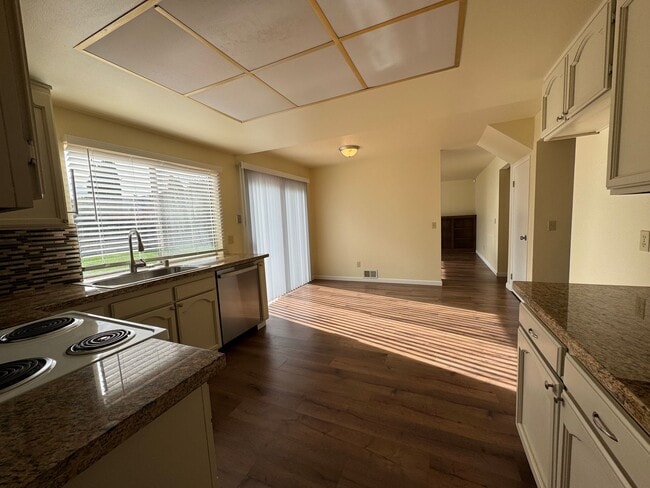 Photo - Coming Soon - Beautifully remodeled 5 bed/ 2.5 bath with huge backyard