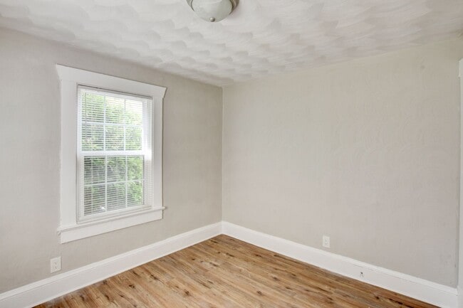 Photo - 1135 Jackson Ave Unit 1135 Jackson Avenue #1