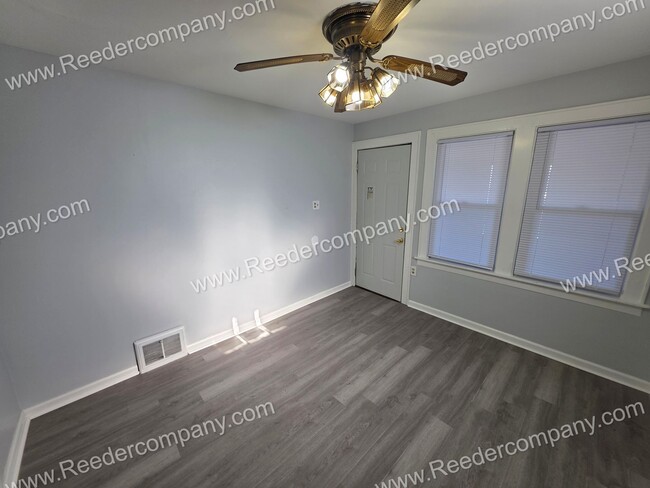 Photo - 3824 Parrish Ave Unidad 2nd Floor