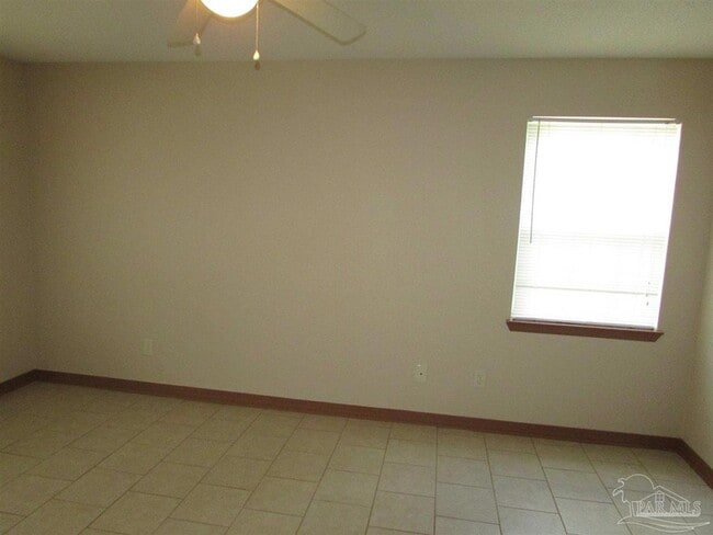Photo - 7135 Pearson Rd