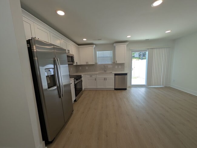 Photo - Newly built 2 story, 3 bedroom, 2.5 bath duplex located in Kannapolis!