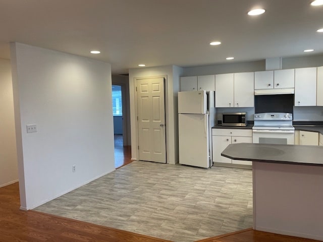 Kitchen and dining area - 13051 40th Ave S Unit 2