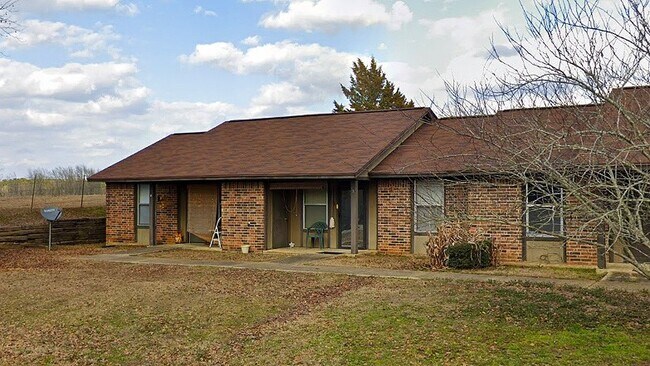 Photo - 344 Redbud Ln