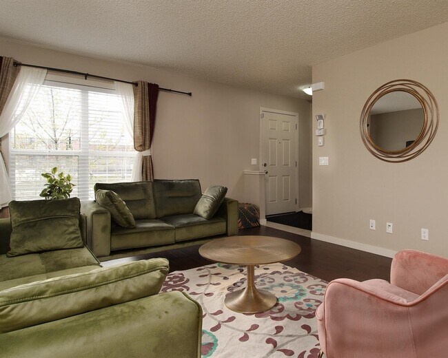 286 Legacy Village Way SE