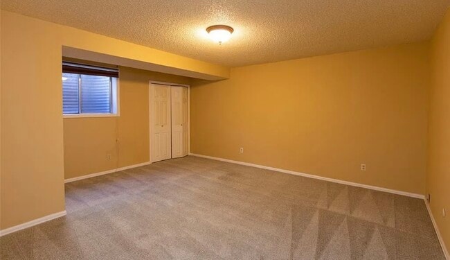 Building Photo - 2083 Sussex Ln Rental