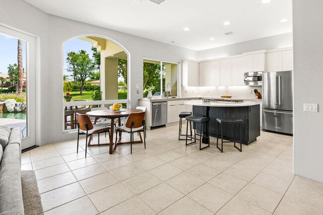 Photo - 78970 Cabrillo Way