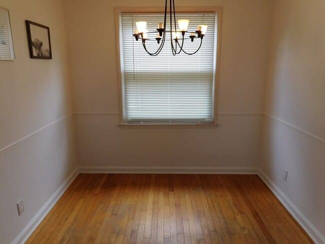 Photo - 1646 Villa Rd