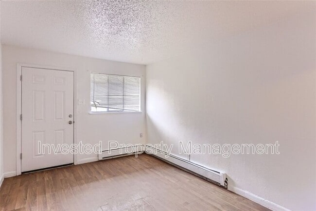 Photo - 3544 High St