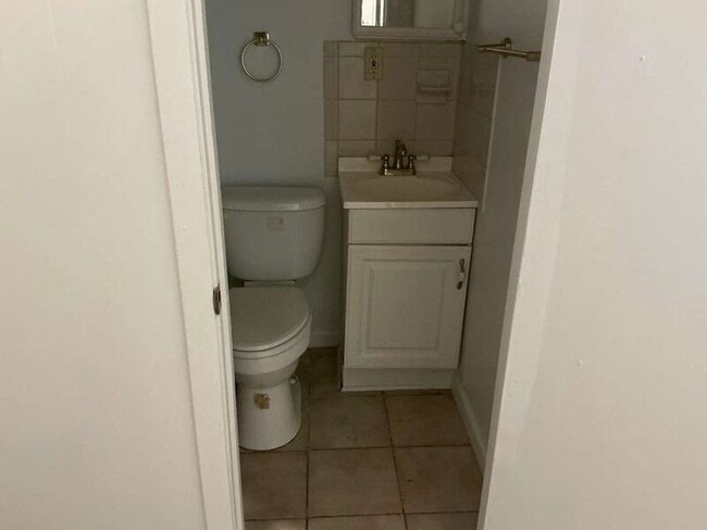 Photo - 3434 Midlawn St