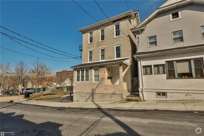 Building Photo - 328 Polk St Unit 2nd Floor Rental