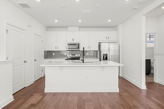 Photo - 10032 Hulse Aly