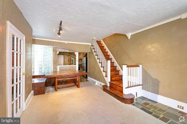 Building Photo - 1151 S Cleveland St Rental