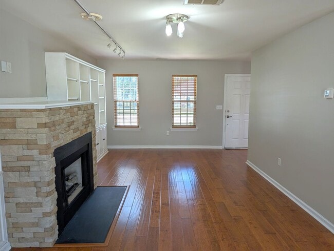 Photo - 9935 Redbud Tree Ct