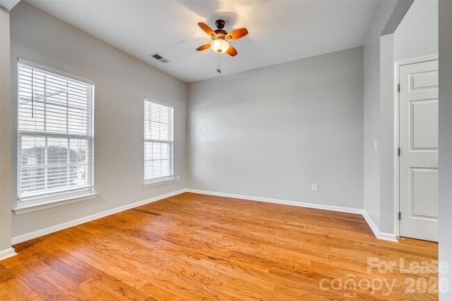 Photo - 618 Bayou Cir