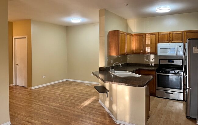 Photo - 3275 Stratford Ct Unit 1B