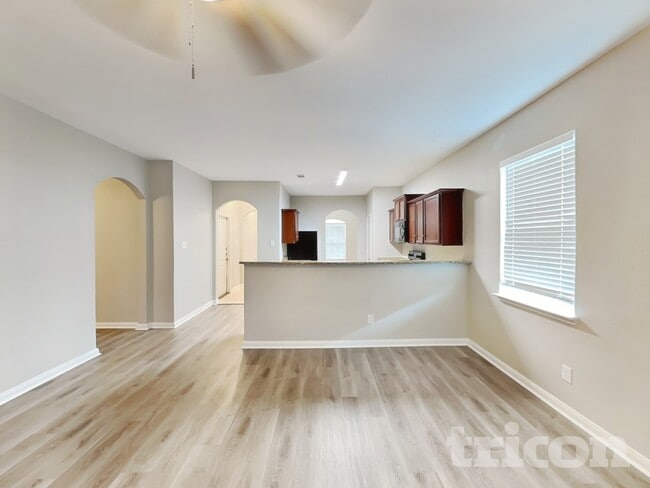 Photo - 110 Rushmore Ln