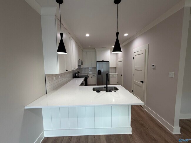 Photo - 14 Walnut St NE