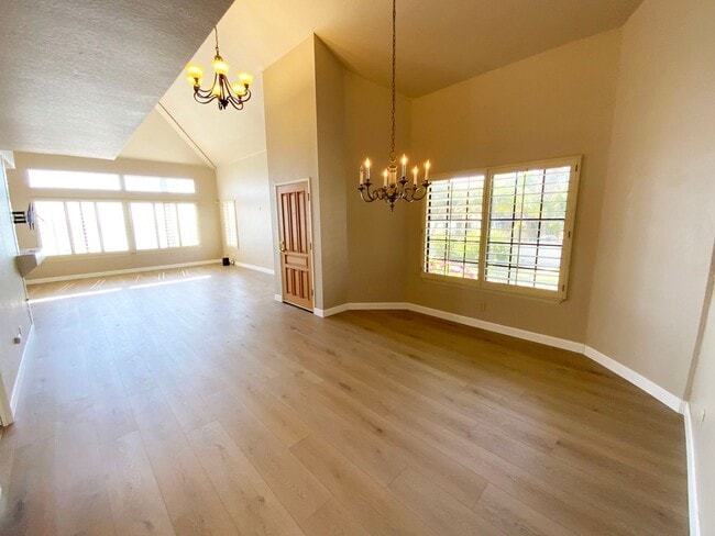 Photo - Townhouse with Bay Views!