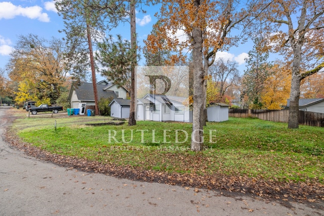 176 Mallory Ln
