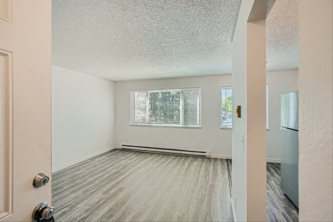 Photo - Amazing 1bed/1bath Apartment in White Center! Unit 204