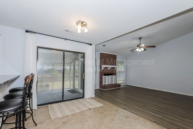 Photo - 105 Shannon Run