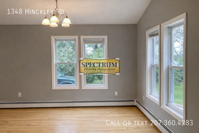 Photo - 1348 Hinckley Rd