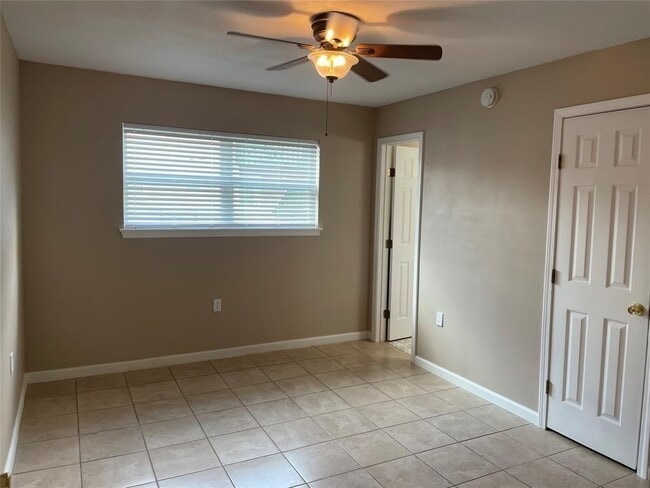 Photo - 1914 Larrabee St Unit 1