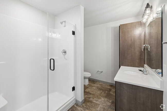 1 habitación, 1 baño - 560 pies cuadrados - Baño