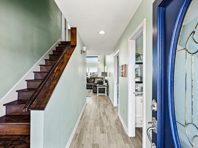 Photo - 334 Paradise Dr