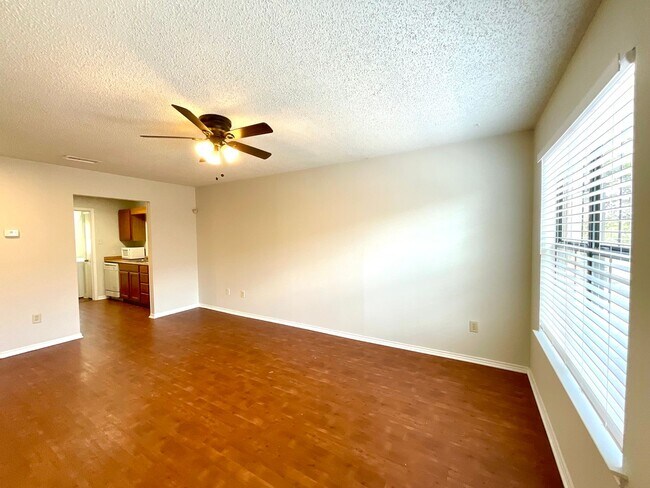 Photo - **MOVE IN SPECIAL!!** Spacious 2 Bedroom / 2 Bath Unit! Unit 303