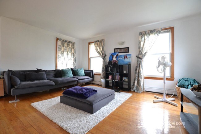 66 Brooks St Unit 3