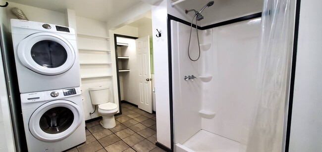 Photo - 787 Applewood Rd Unit 1st floor