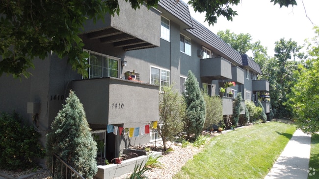 Building Photo - 1410 York St Rental