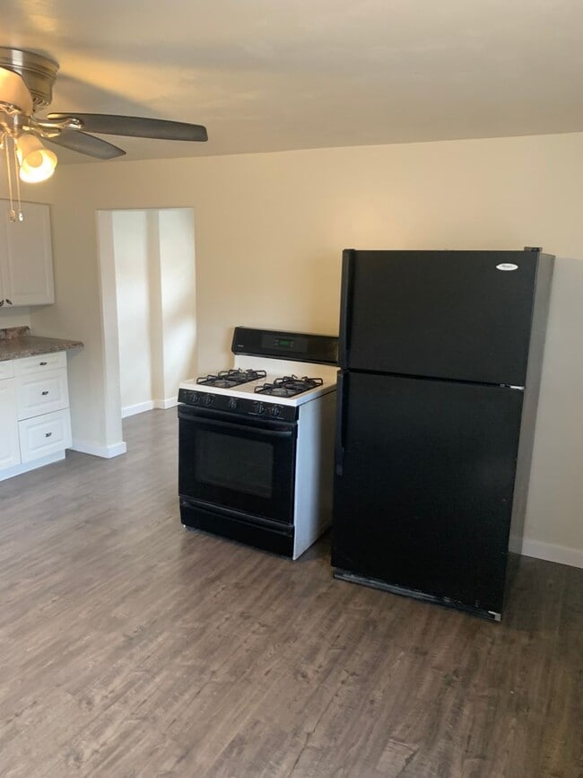 Photo - 415 Ella St Unit 2