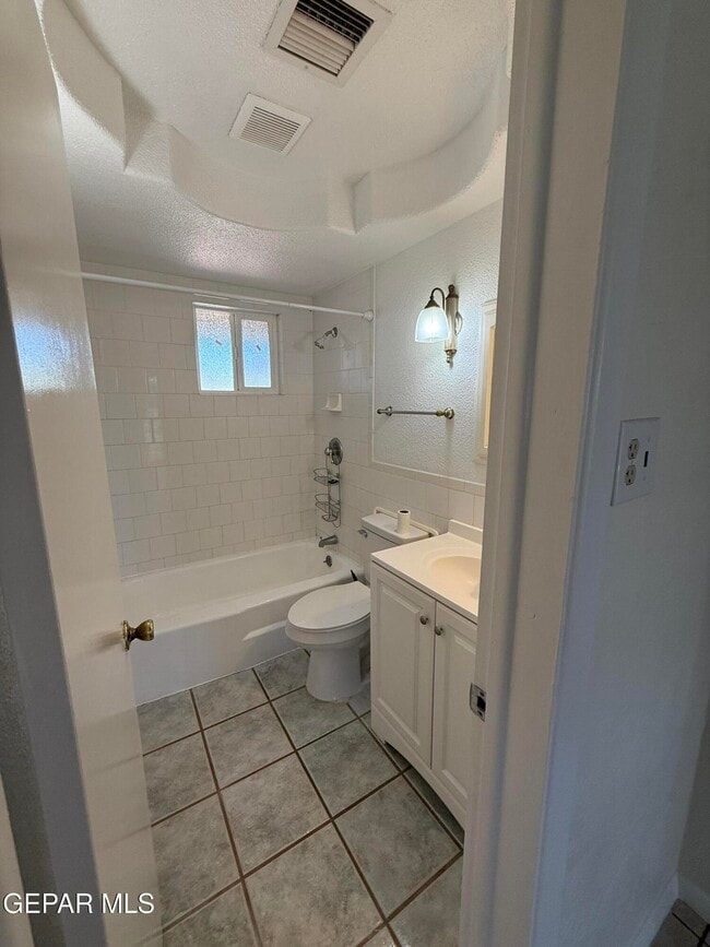 Photo - 2703 McKinley Ave