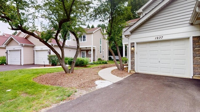 Photo - 1237 Cranbrook Dr