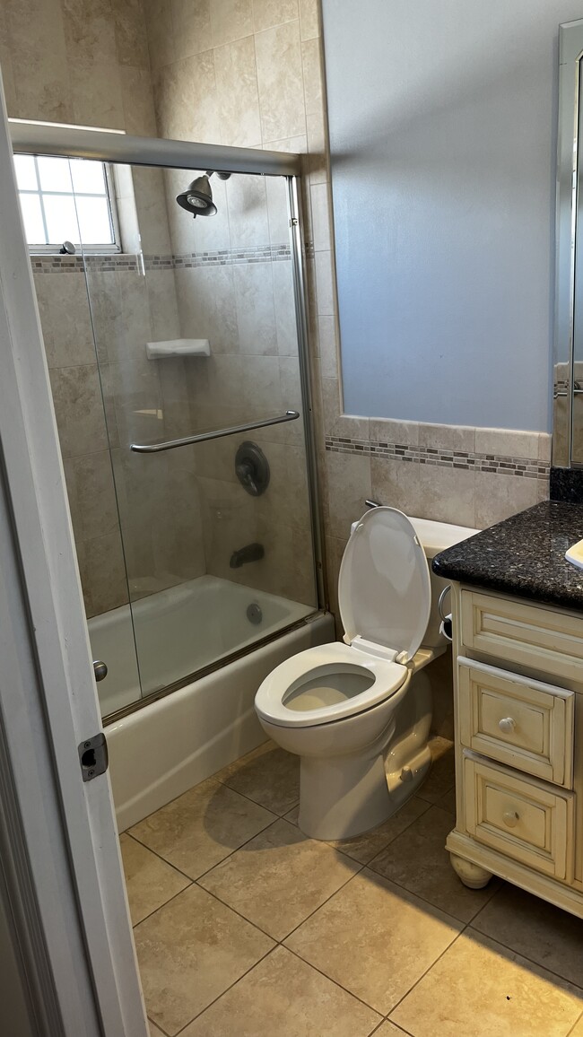Photo - 202 N Sierra Vista St Unit Sierra Vista 1