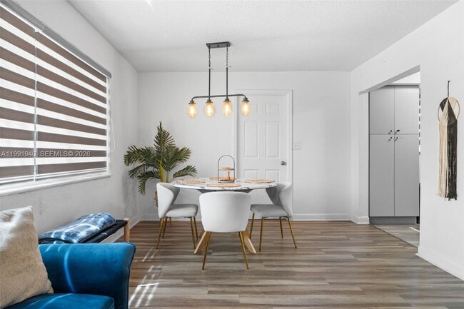 Photo - 5920 NE 2nd Terrace