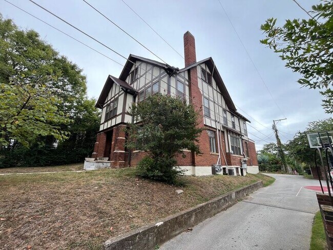 Photo - 510 Fortwood Pl Unit 2